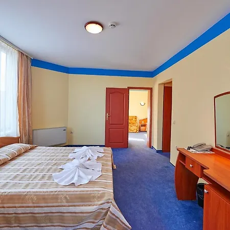 Petar And Pavel & Relax Center 3* 帕莫瑞